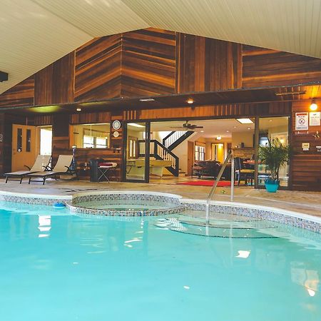 The Lodge At Beaver Lake Bed And Breakfastロジャース エクステリア 写真