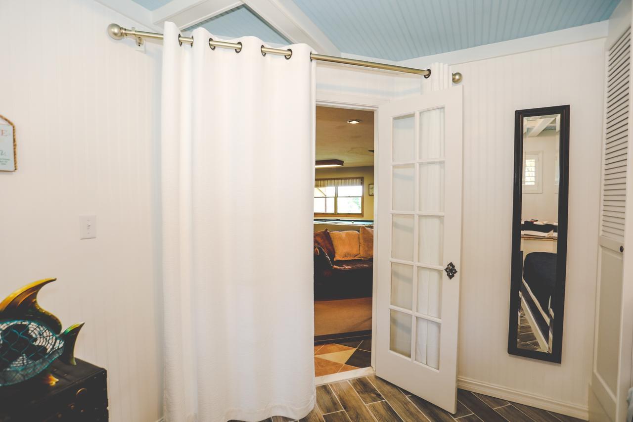 The Lodge At Beaver Lake Bed And Breakfastロジャース エクステリア 写真